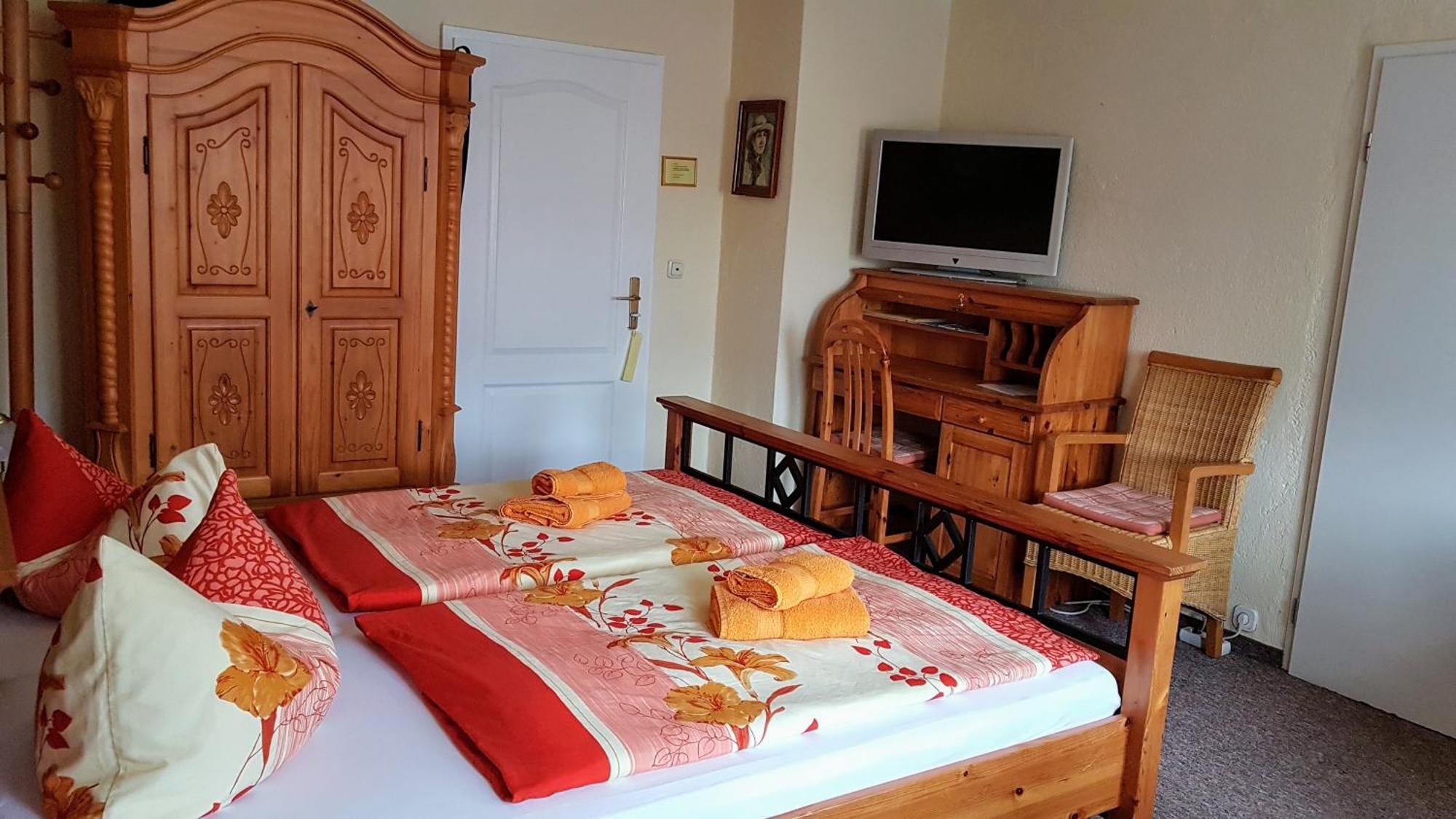 Pension & Gasthaus Nostalgie Altendorf  Kamer foto